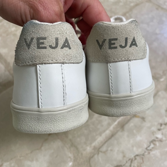 Veja Leather Sneakers - Picture 2 of 8